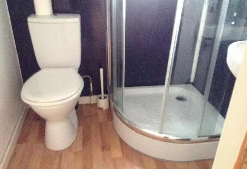 Fairhaven Hotel On Woodfield Road