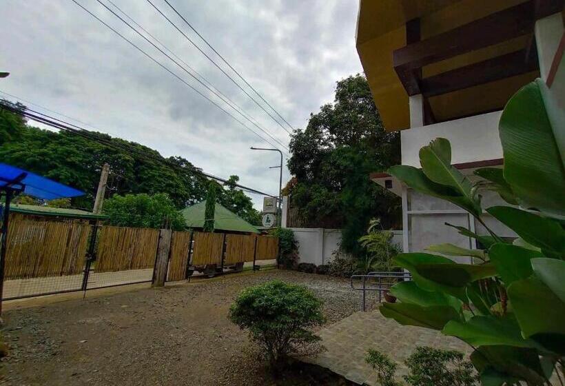 Frachette S Bed & Breakfast