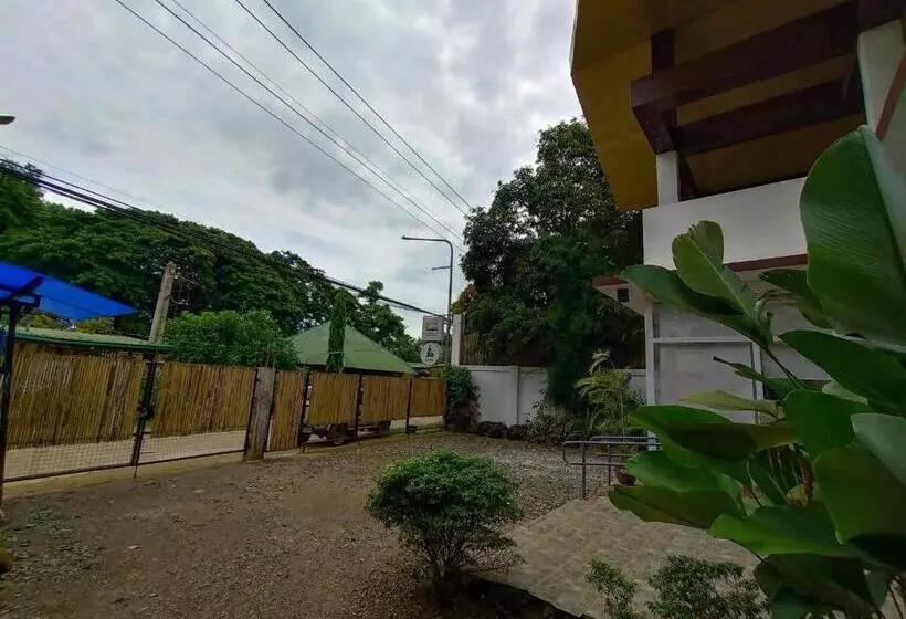 Frachette S Bed & Breakfast