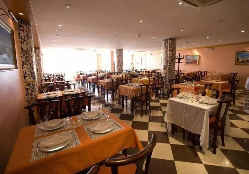 هتل Abbasides Palace