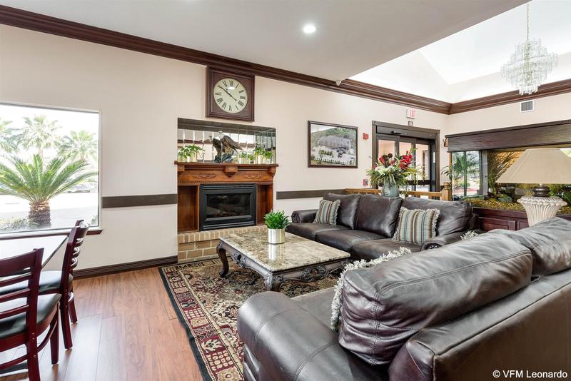 호텔 Comfort Suites Lake Jackson Clute