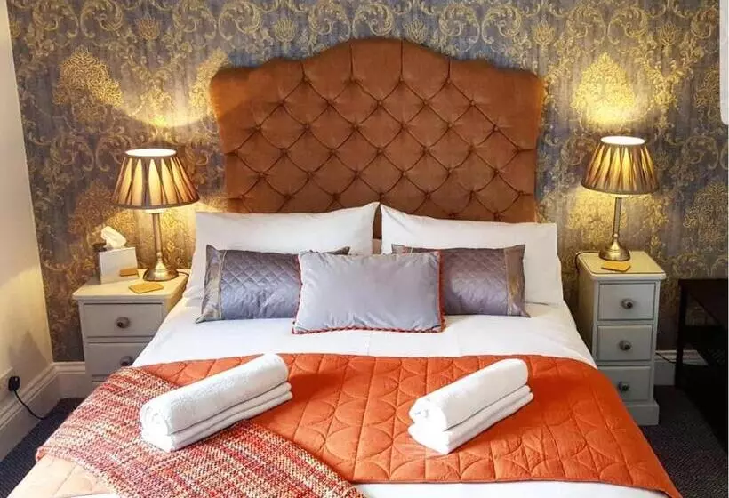 Hotel Elmswood Guest House