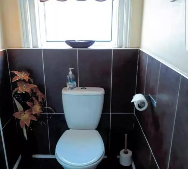 Hotel Elmswood Guest House