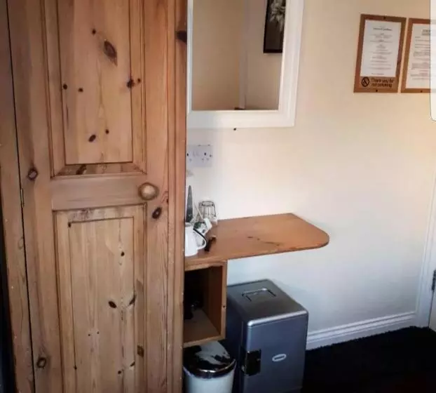 Hotel Elmswood Guest House