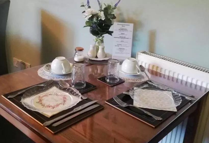 Hotel Elmswood Guest House