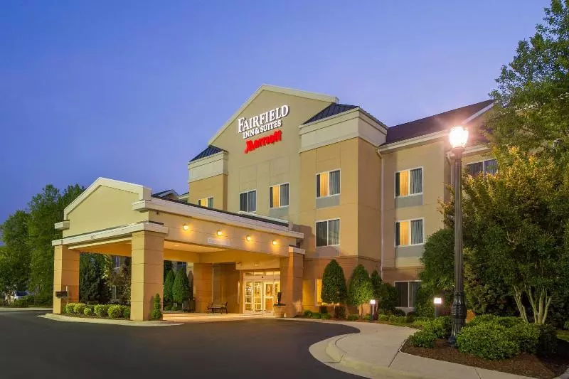 호텔 Fairfield Inn And Suites Wilson