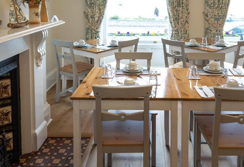 ホテル Gresham Guest House