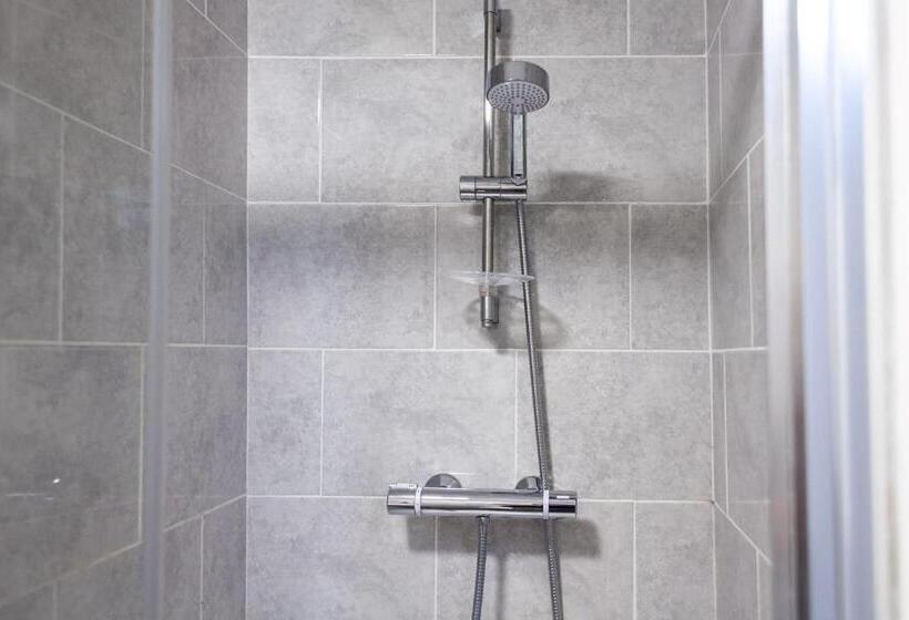 ホテル Gresham Guest House