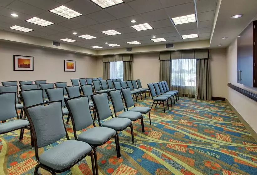 ホテル Hampton Inn Vernon