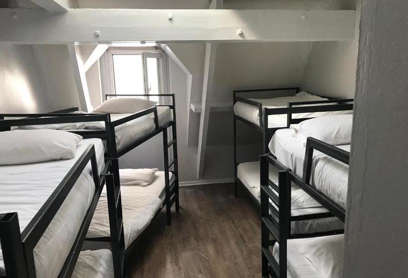 בית מלון כפרי Heroesbunkz