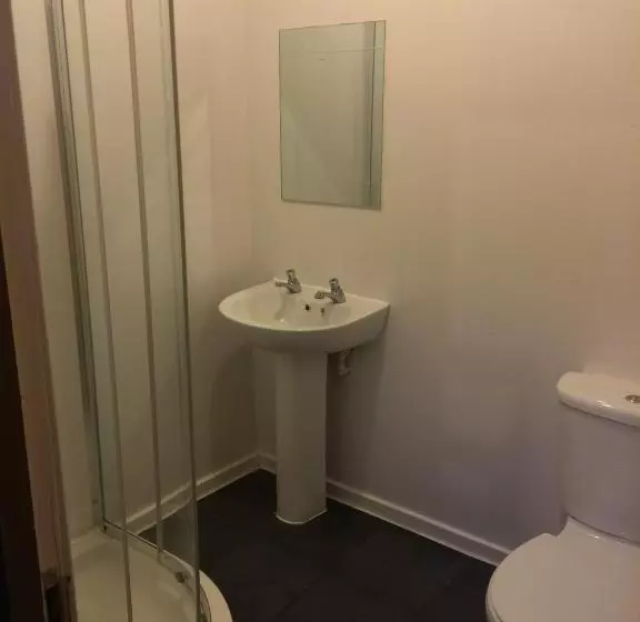 فندق Heroesbunkz