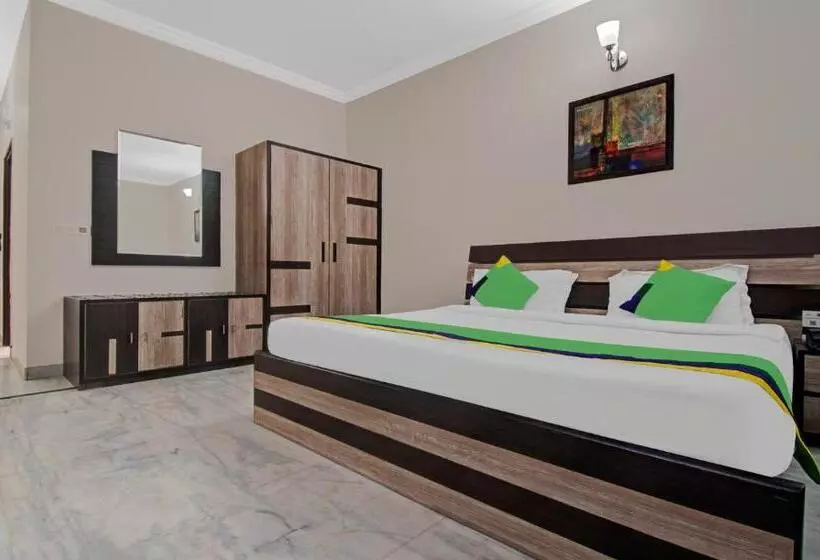 Hotel Treebo Maharaja Residency