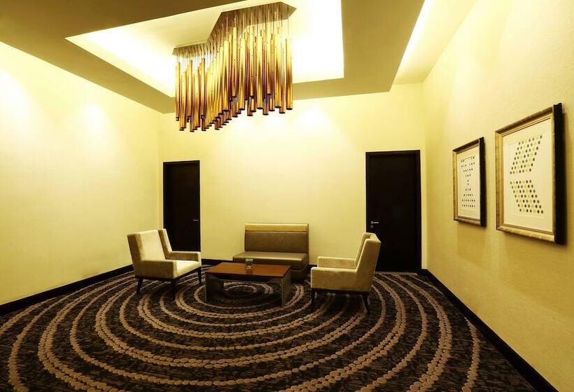 Hotel Manila Marriott