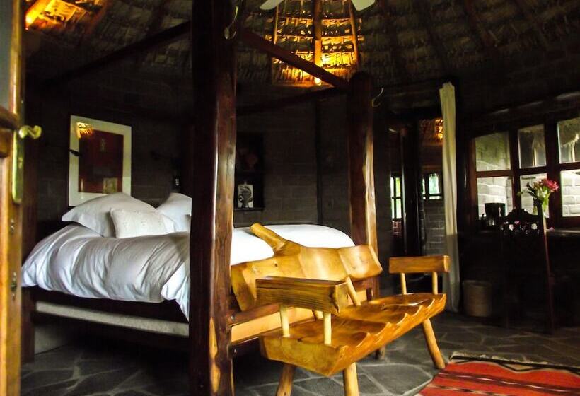 هتل Nirvana Restaurant & Retreat