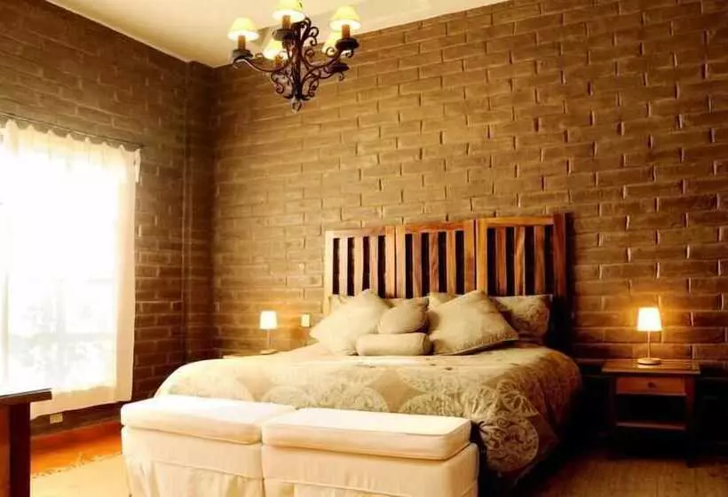 ホテル Nirvana Restaurant & Retreat