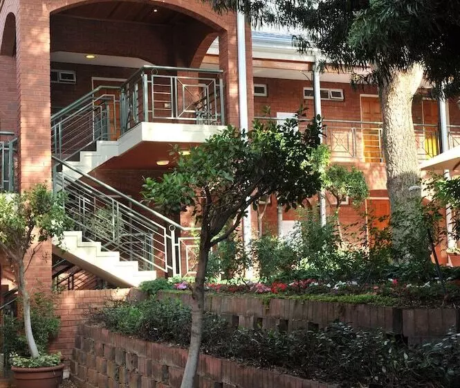 Premier Hotel Falstaff