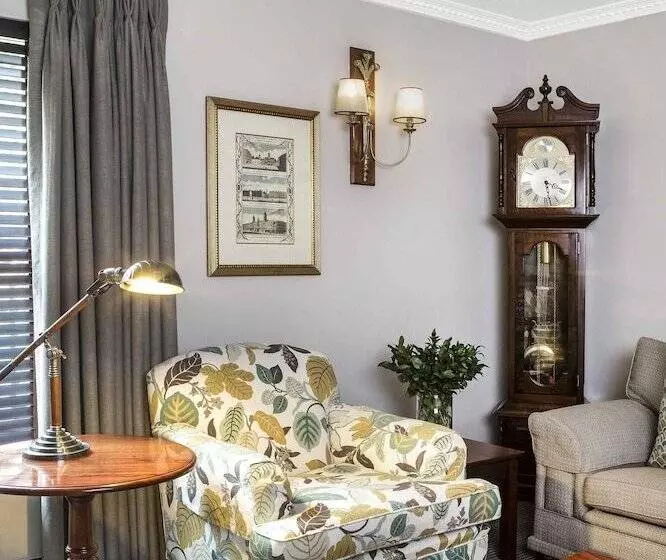 Premier Hotel Falstaff