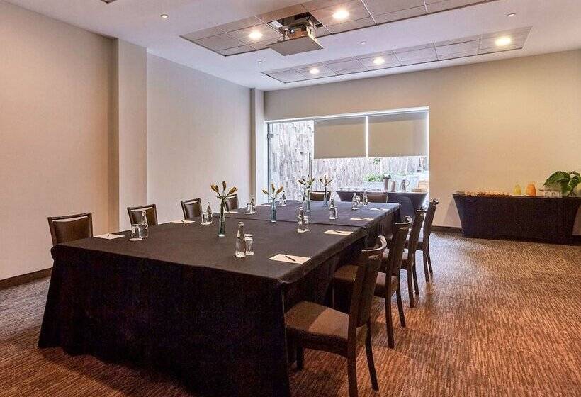 فندق Pullman Lima San Isidro