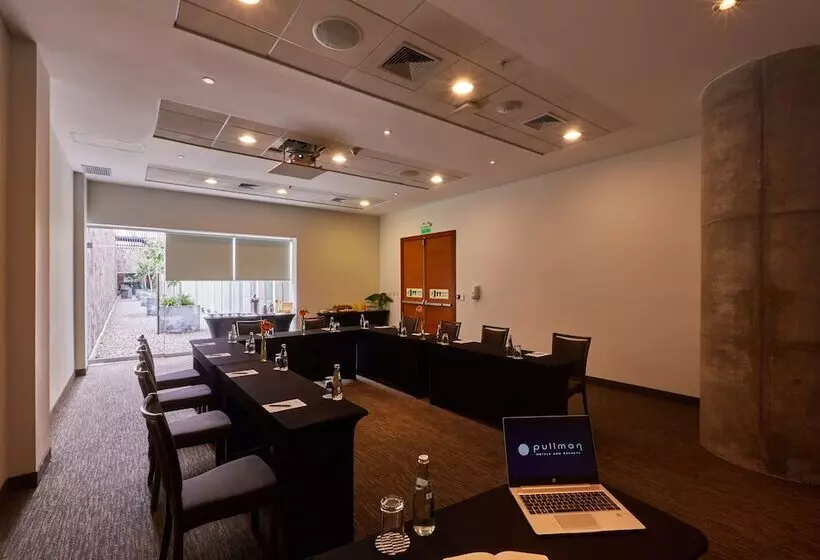 Отель Pullman Lima San Isidro