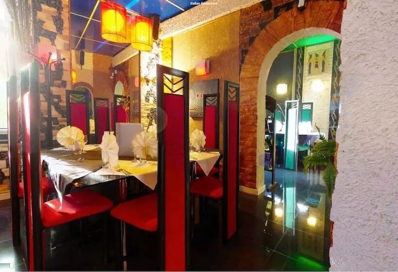 בית מלון כפרי Rimini Club Inn & Suites