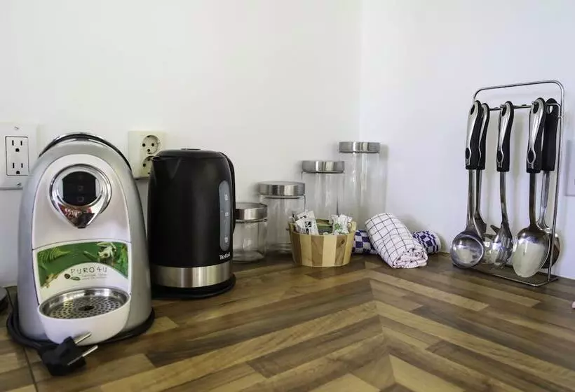 هتل Scuba Lodge & Suites