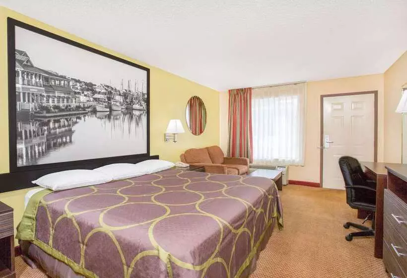 Отель Super 8 By Wyndham Sumter