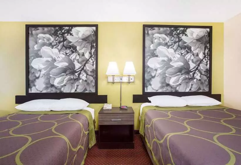 Отель Super 8 By Wyndham Sumter