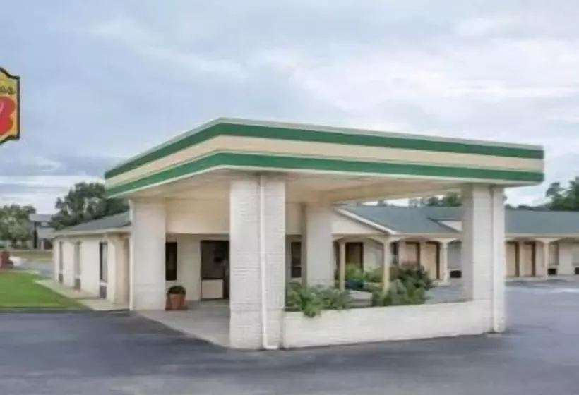 Отель Super 8 By Wyndham Sumter