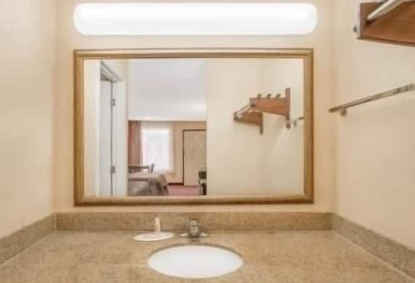 酒店 Super 8 By Wyndham Sumter