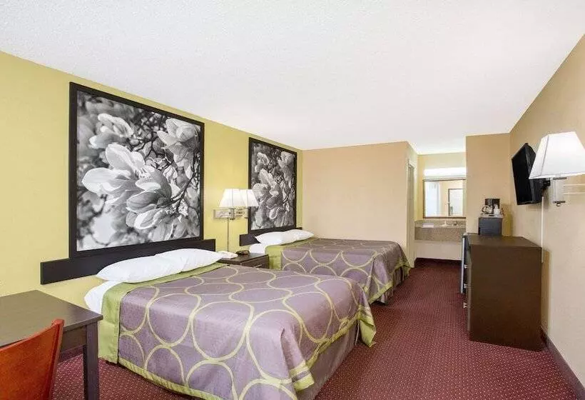 Отель Super 8 By Wyndham Sumter