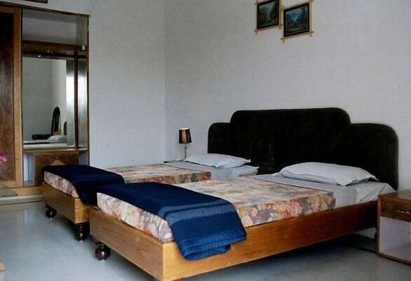 ホテル Surya Khajuraho