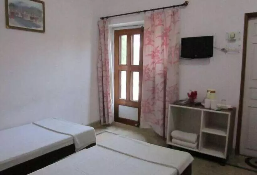 ホテル Surya Khajuraho