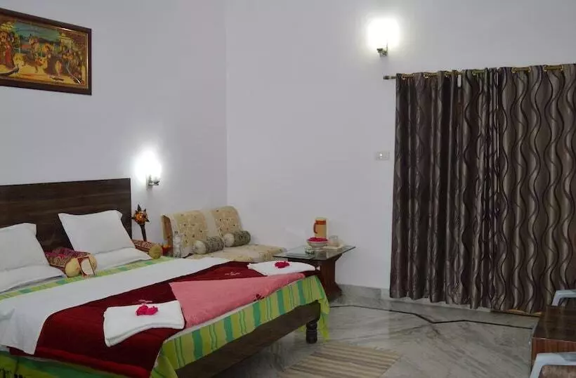 ホテル Surya Khajuraho