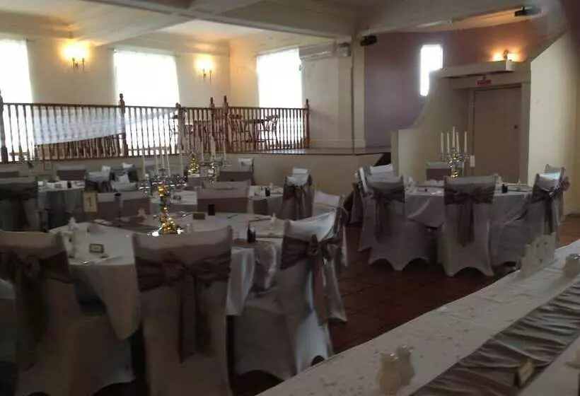 בית מלון כפרי The Bridge