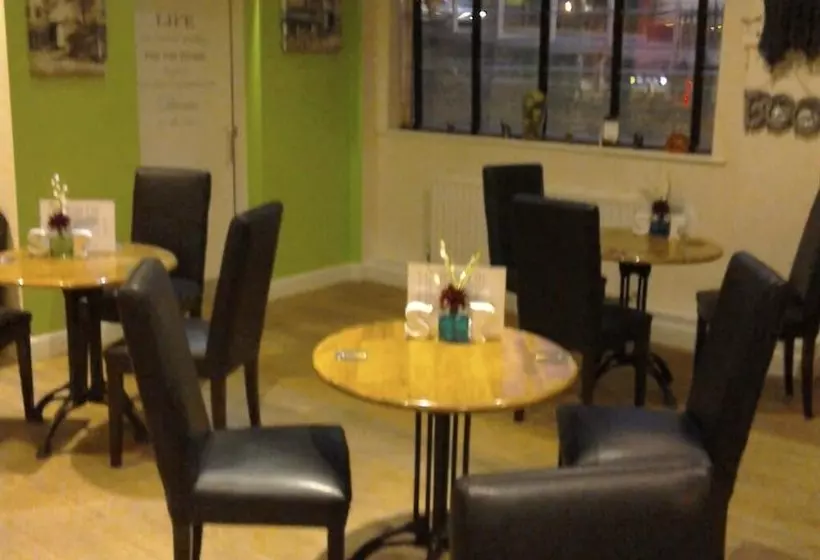 בית מלון כפרי The Bridge