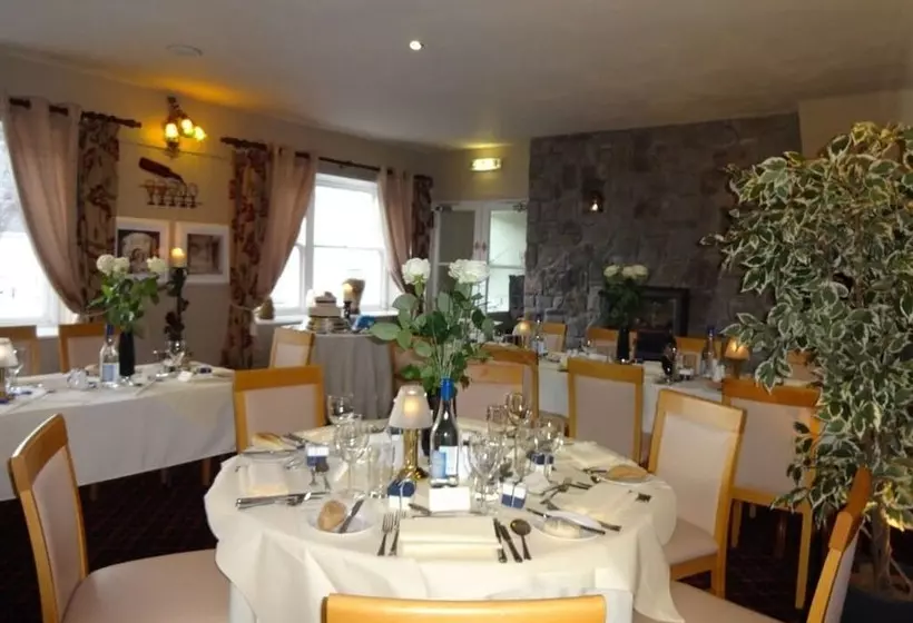 בית מלון כפרי The Commercial