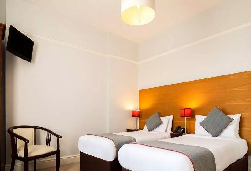 هتل The Regency Bristol