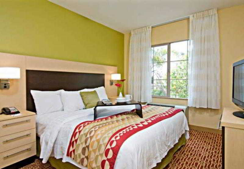 Towneplace Suites By Marriott San Diego Carlsbad / Vista
