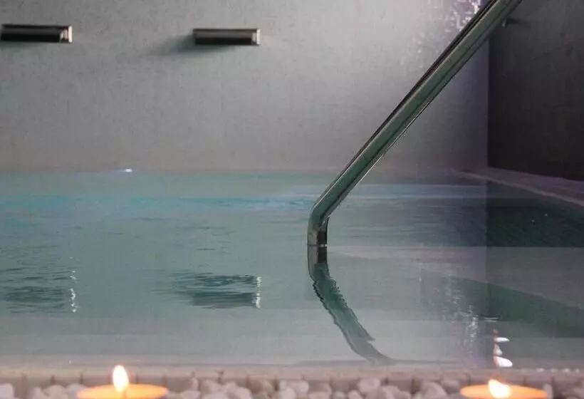 Apartahotel & Spa Jacetania