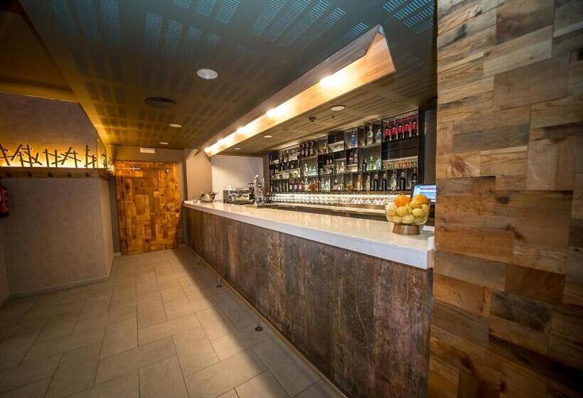 Apartahotel & Spa Jacetania