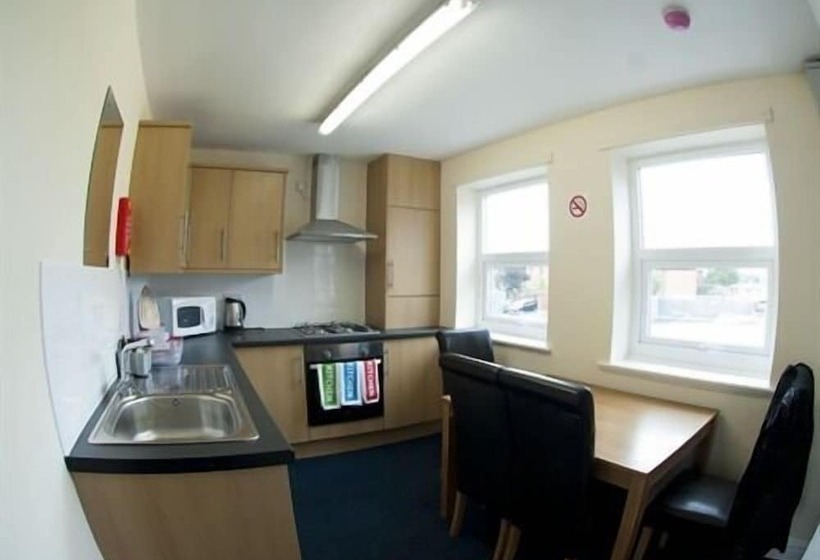 تختخواب و صبحانه Liverpool Gateway Inn