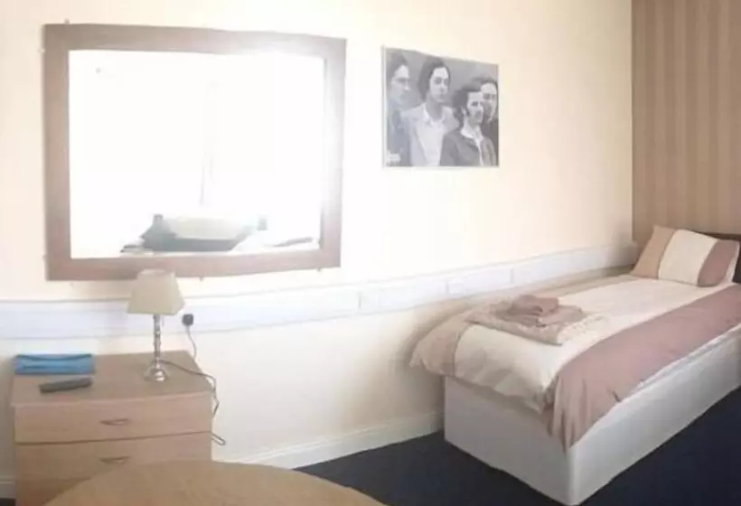 Bed and Breakfast Liverpool Gateway Inn