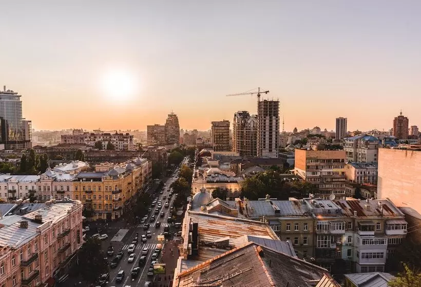 Szálloda 11 Mirrors Design