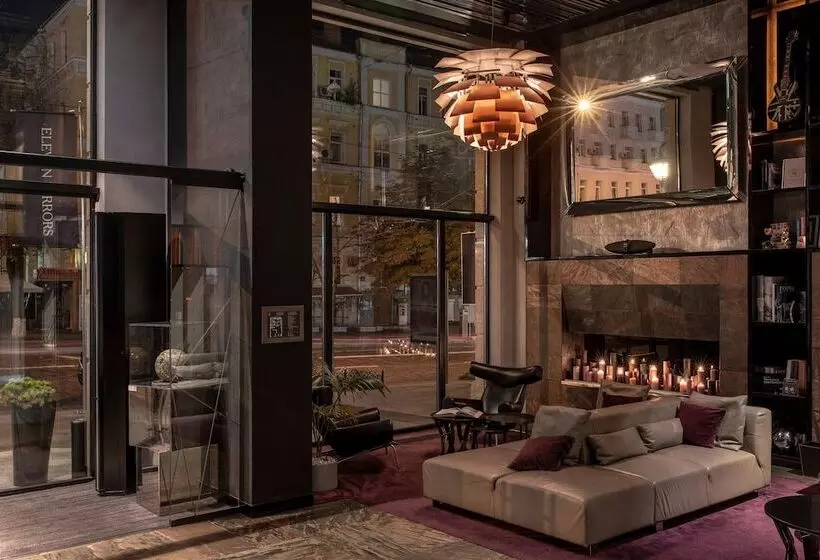 Szálloda 11 Mirrors Design