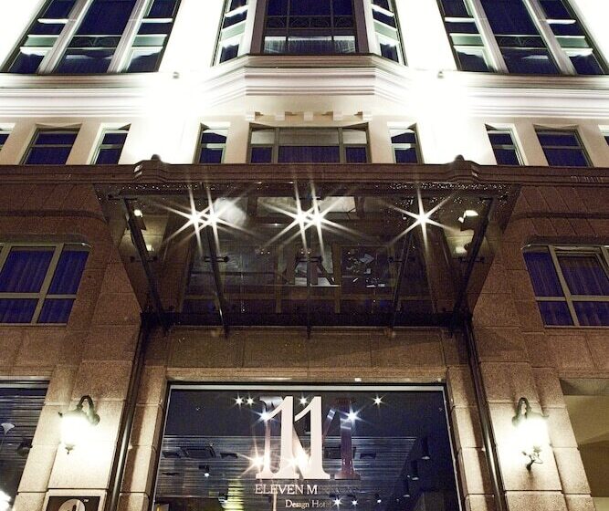 هتل 11 Mirrors Design