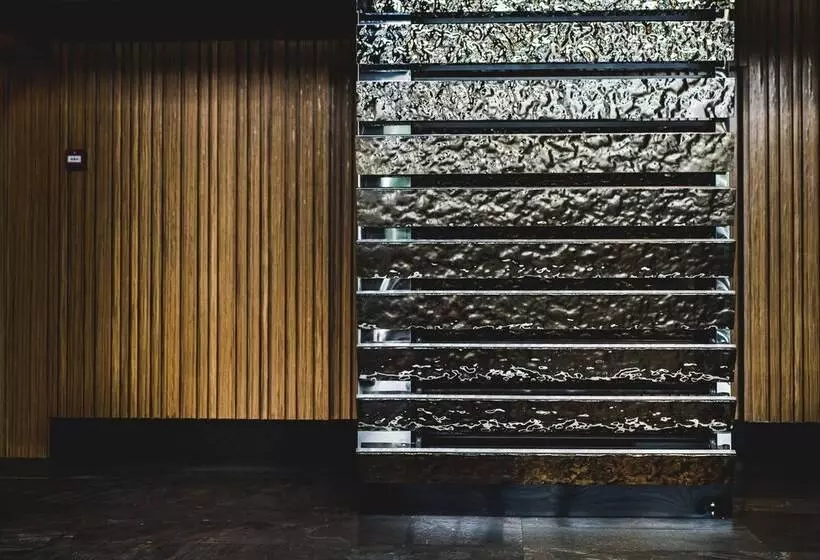 Szálloda 11 Mirrors Design