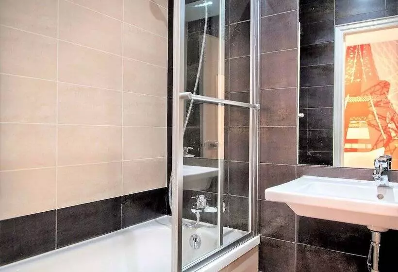 Hotel Alpha Paris Eiffel By Patrick Hayat