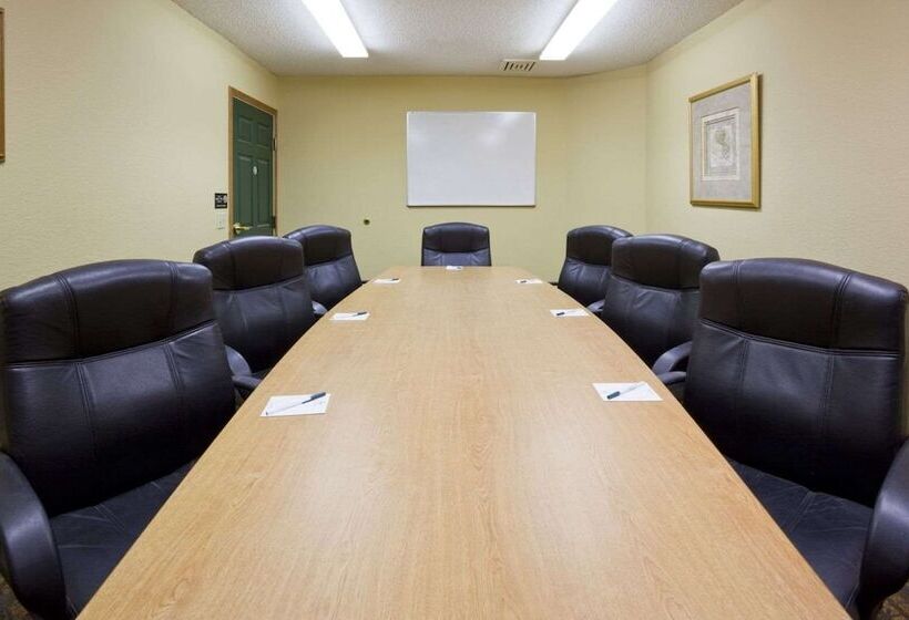 Otel Quality Inn & Suites