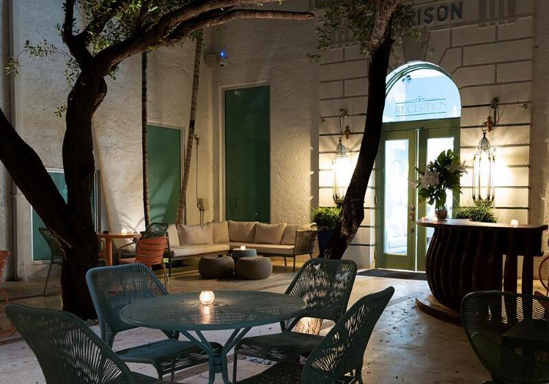 Отель Harrison by Renzzi