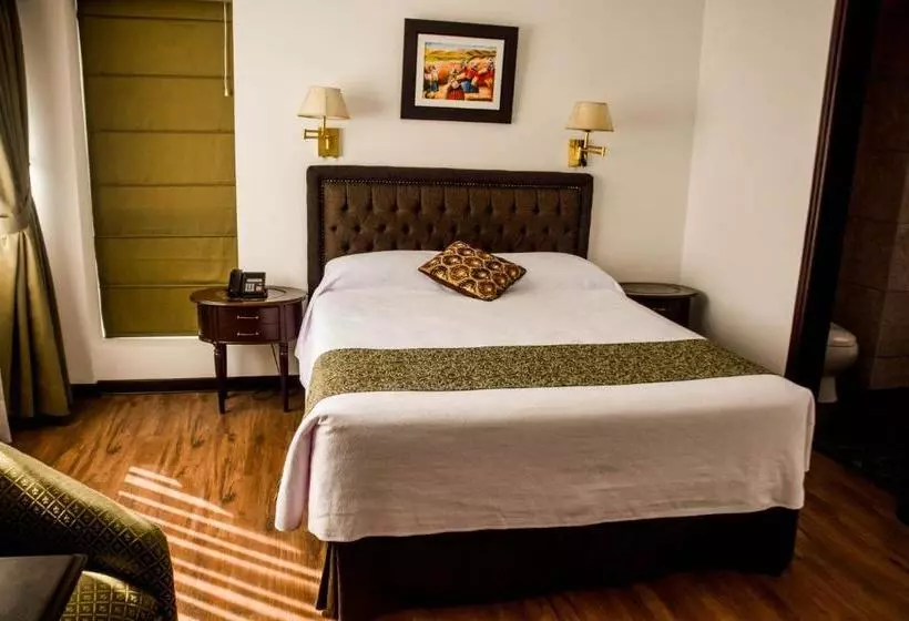 בית מלון כפרי Monte Real